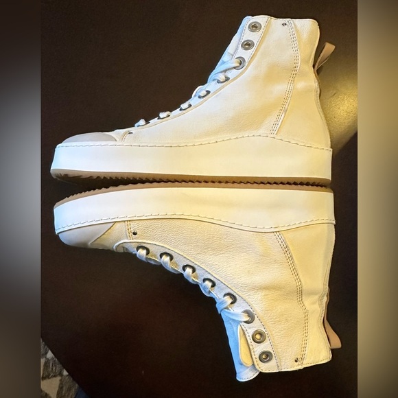 NIB We The Free Saturday Hightop Leather Sneaker 7 White Crackle - Picture 6 of 11